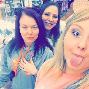 Meet your Posher, Jezmin